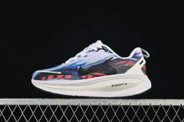 Picture of Nike Vomero 18 _SKUfw20771581475841266fw